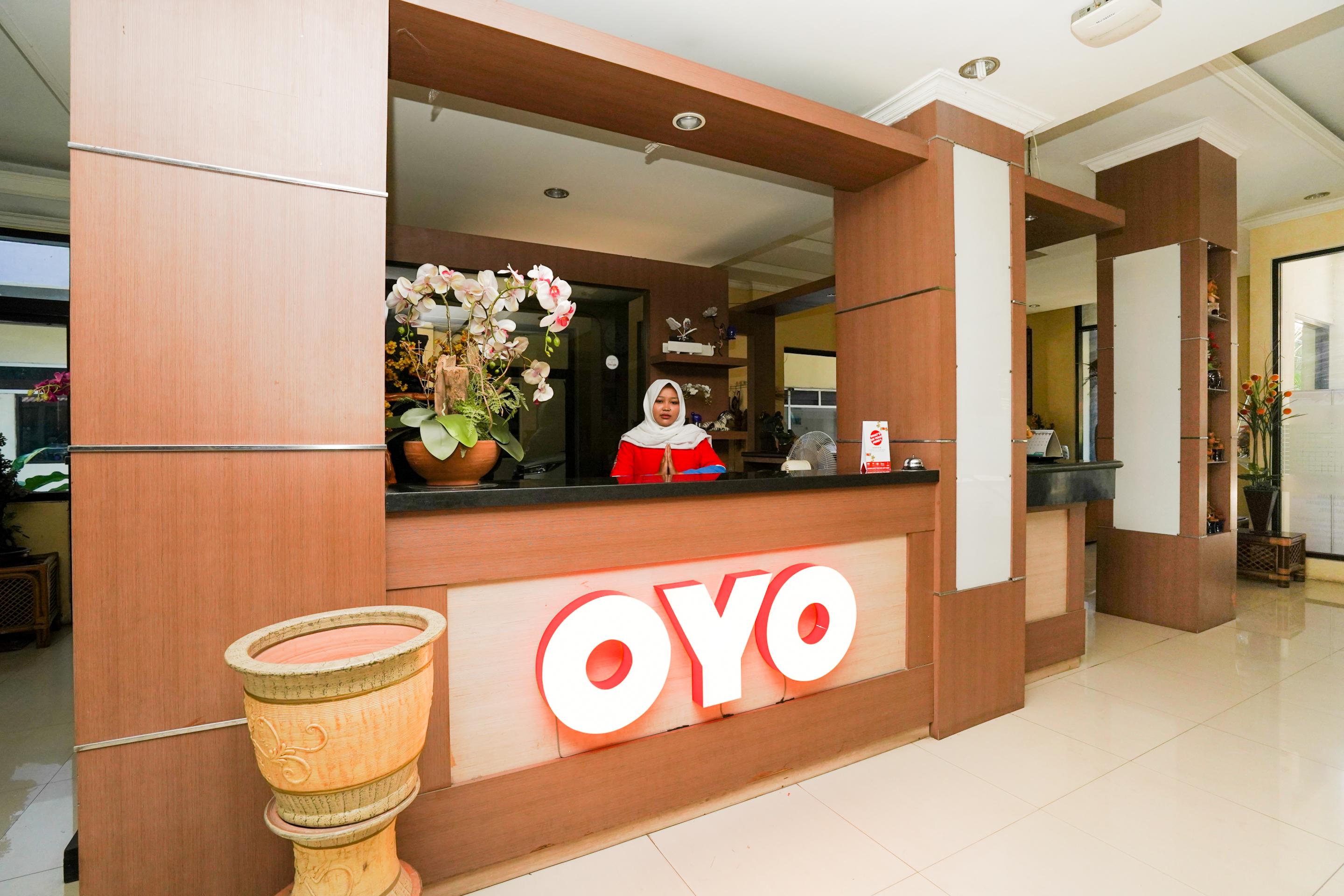 Oyo 1652 Hotel Tampiarto Probolinggo Exteriér fotografie